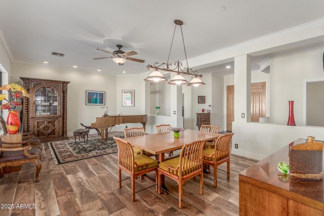 5452 W WEST WIND Drive, Glendale, AZ 85310