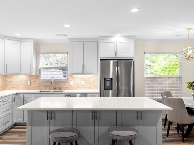 2705 Haley Avenue, Haltom City, TX 76117