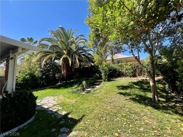 3253 River Glorious Lane, Las Vegas, NV 89135