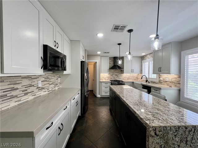 3253 River Glorious Lane, Las Vegas, NV 89135