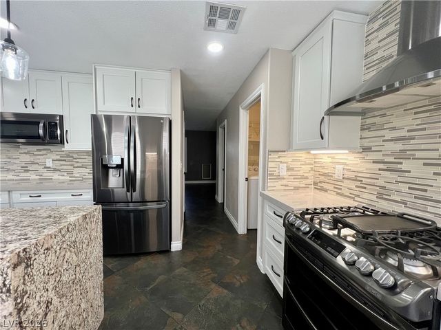 3253 River Glorious Lane, Las Vegas, NV 89135