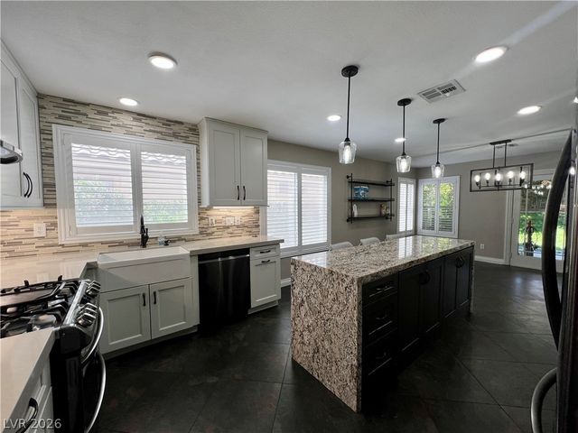 3253 River Glorious Lane, Las Vegas, NV 89135