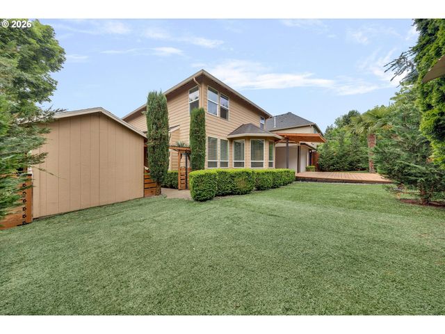 13048 Se ALMOND Ln, Clackamas, OR 97015