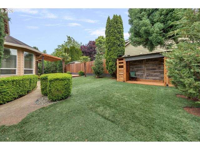 13048 Se ALMOND Ln, Clackamas, OR 97015