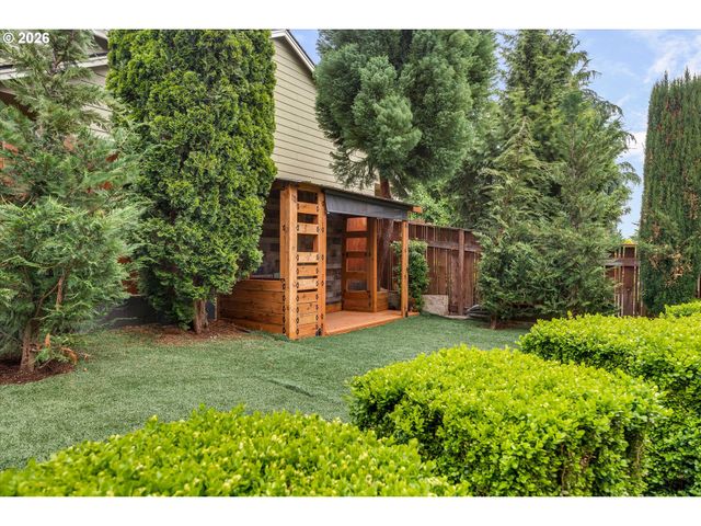 13048 Se ALMOND Ln, Clackamas, OR 97015