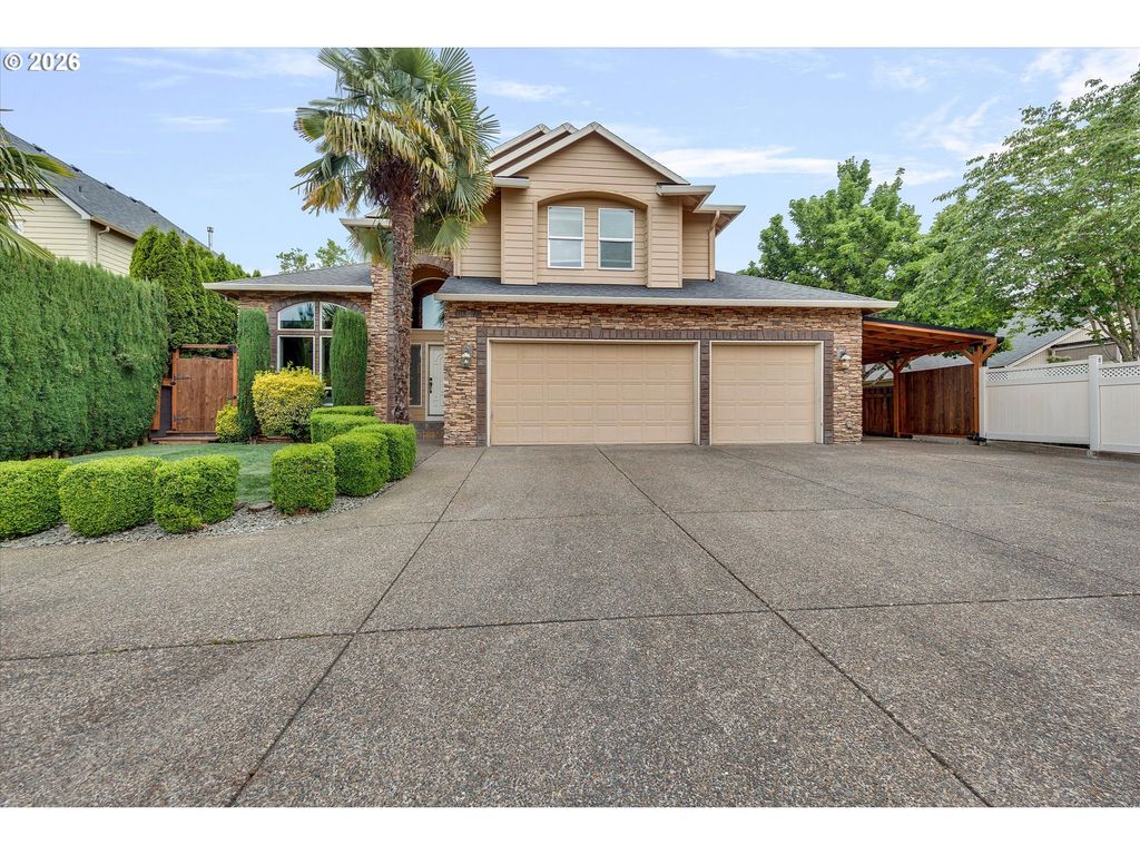 13048 Se ALMOND Ln, Clackamas, OR 97015