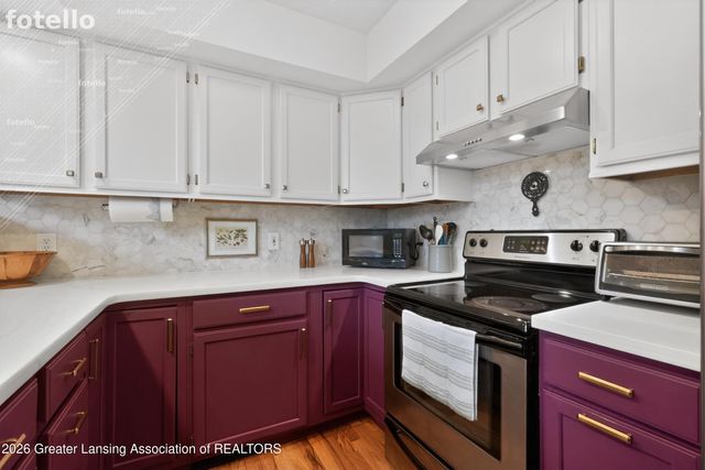 4002 Norfolk Court 21, Lansing, MI 48910