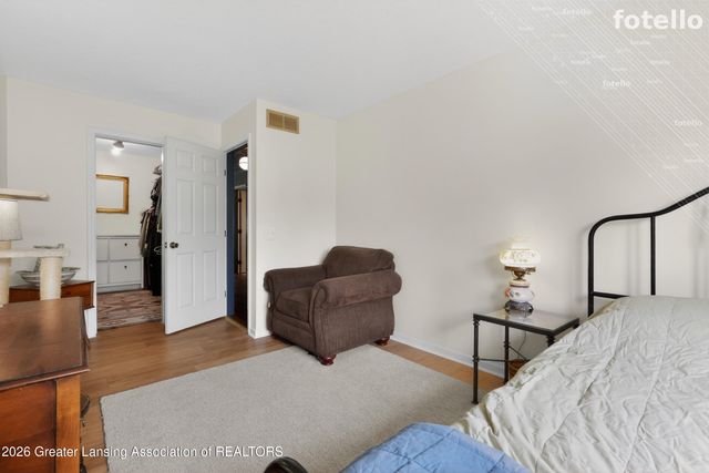 4002 Norfolk Court 21, Lansing, MI 48910