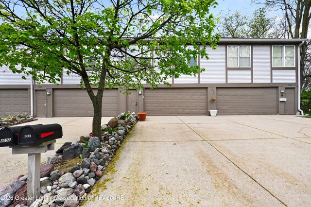 4002 Norfolk Court 21, Lansing, MI 48910