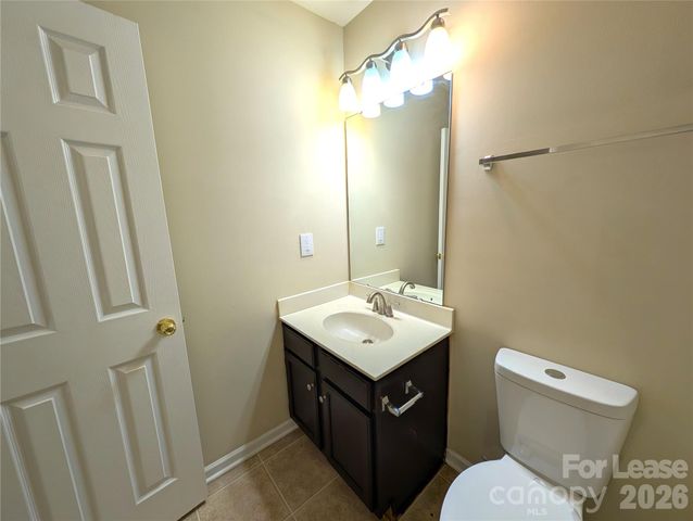 4283 Glenlea Commons Drive, Charlotte, NC 28216