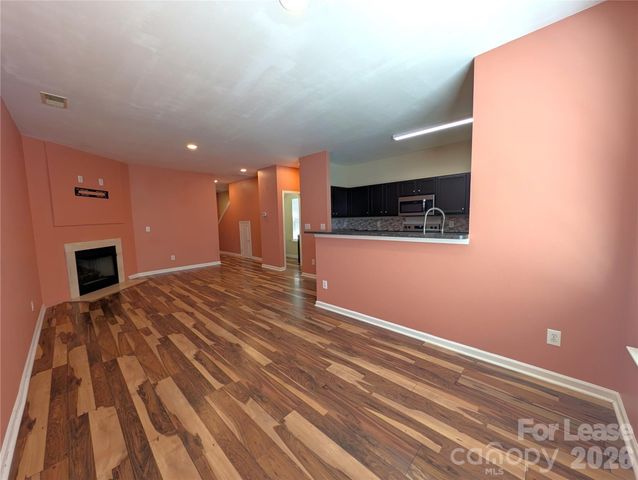 4283 Glenlea Commons Drive, Charlotte, NC 28216