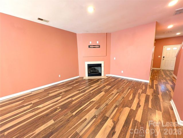 4283 Glenlea Commons Drive, Charlotte, NC 28216