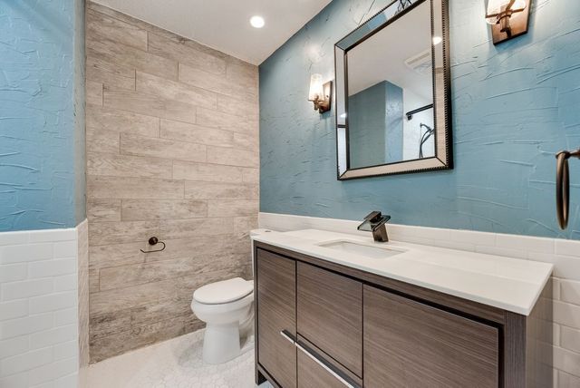 1019 Loch Lomond Drive, Arlington, TX 76012
