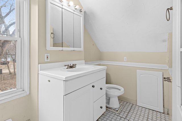 850 22nd Avenue SE, Minneapolis, MN 55414