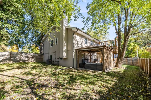 2802 Park Avenue, Des Moines, IA 50321