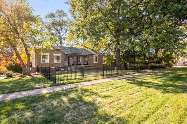 2802 Park Avenue, Des Moines, IA 50321