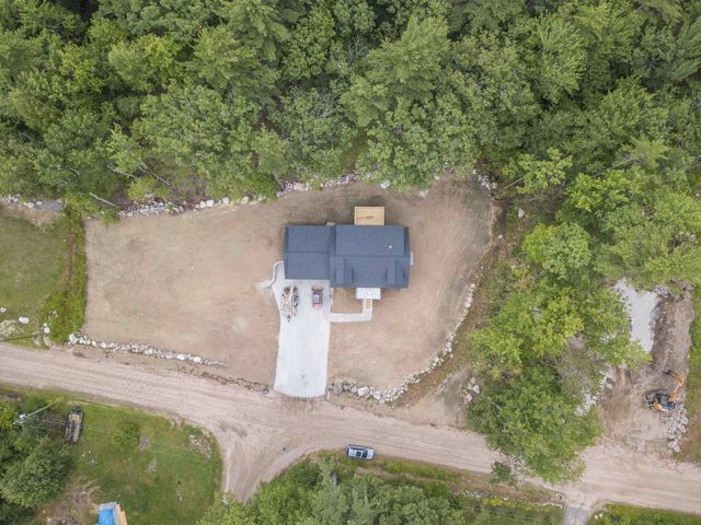 73 Spruce Road, Middleton, NH 03887