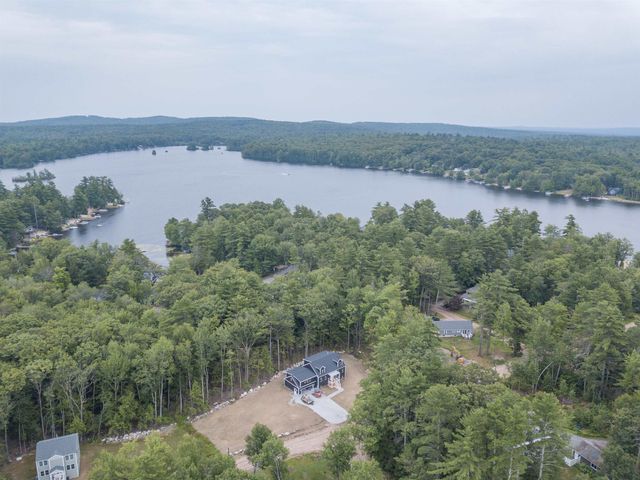 73 Spruce Road, Middleton, NH 03887