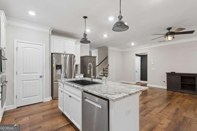 605 Greenbow Lane, Holly Springs, GA 30115