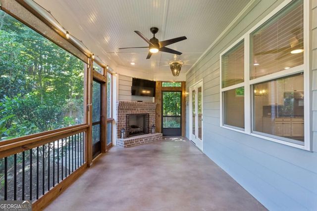 605 Greenbow Lane, Holly Springs, GA 30115