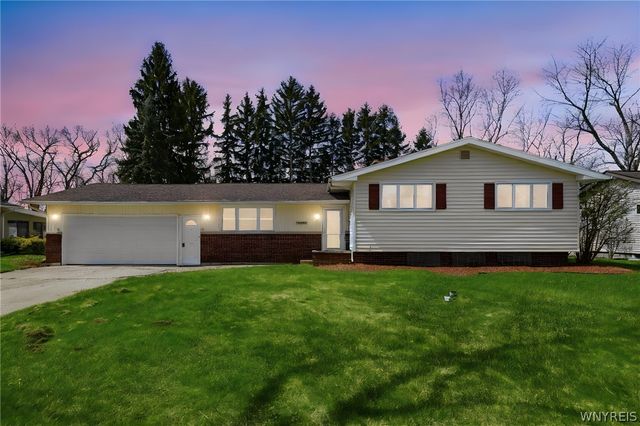 358 Brookwood Drive, Hamburg, NY 14075