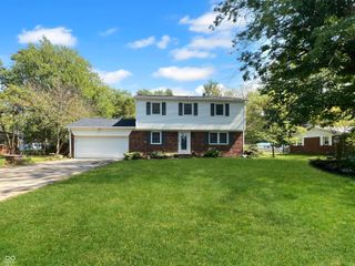 3335 Marilyn Street, Columbus, IN 47203