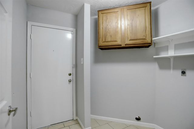 17030 Spruce Run Drive, Spring, TX 77379