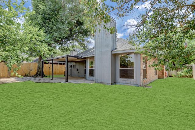 17030 Spruce Run Drive, Spring, TX 77379