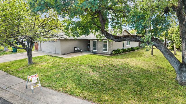 6935 Woodside Dr, Sacramento, CA 95842