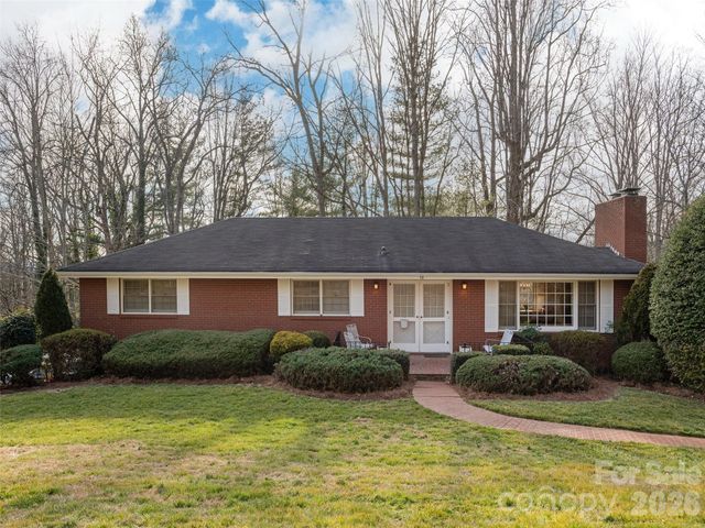 28 Westridge Drive, Asheville, NC 28803