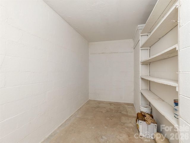 28 Westridge Drive, Asheville, NC 28803