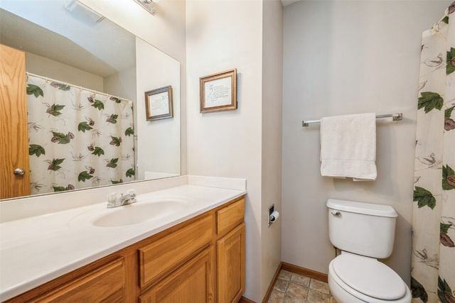 3516 Stoneview Circle, Cedar Rapids, IA 52404