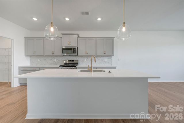 2173 Clifton Road, Sherrills Ford, NC 28673