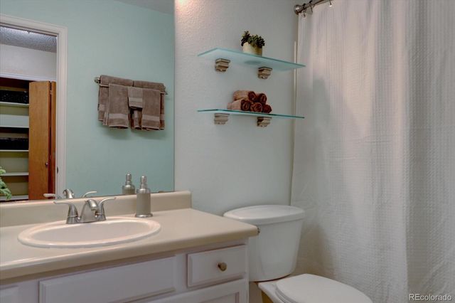 162 Tilbury Avenue, Castle Rock, CO 80104