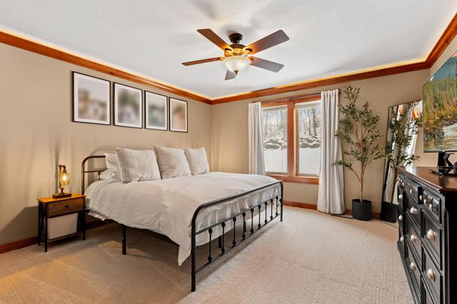 652 Shardlow Place NE, Byron, MN 55920