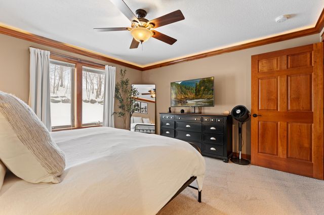 652 Shardlow Place NE, Byron, MN 55920