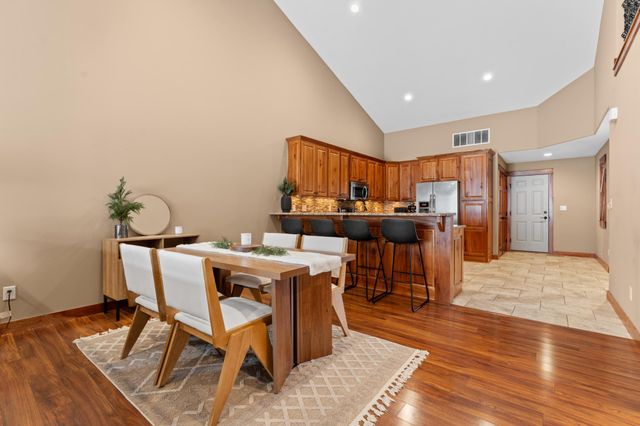 652 Shardlow Place NE, Byron, MN 55920