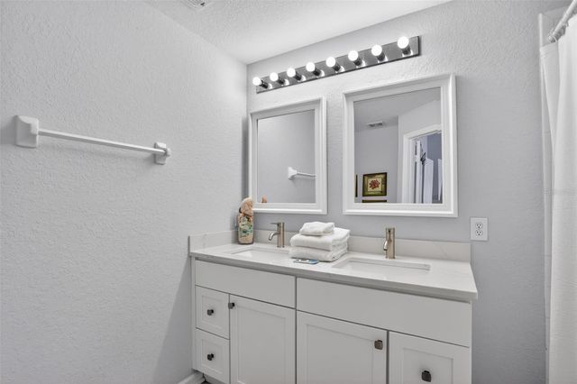 2554 MANESHAW LANE, Kissimmee, FL 34747