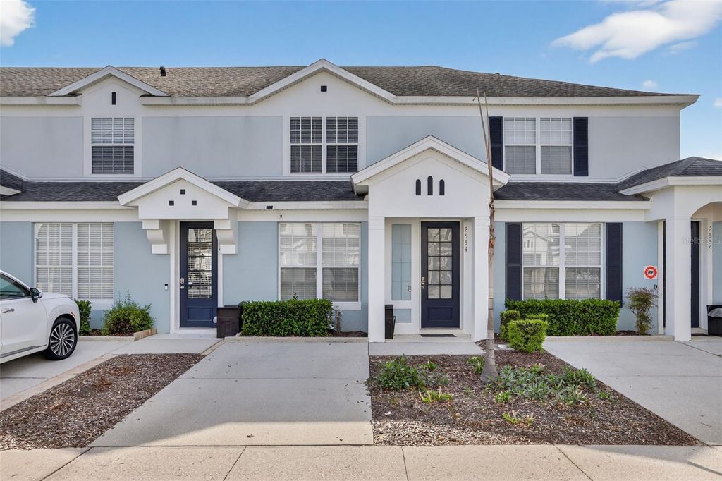 Image 2 of property listing at 2554 MANESHAW LANE, Kissimmee, FL 34747