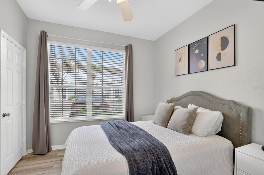 Image 14 of property listing at 2554 MANESHAW LANE, Kissimmee, FL 34747