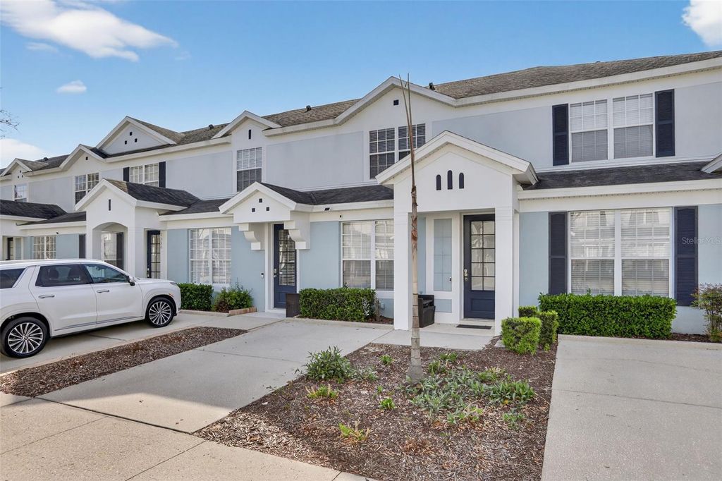 Image 3 of property listing at 2554 MANESHAW LANE, Kissimmee, FL 34747