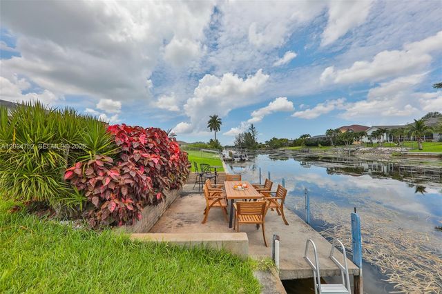 503 SE 17th Street 503, Cape Coral, FL 33990