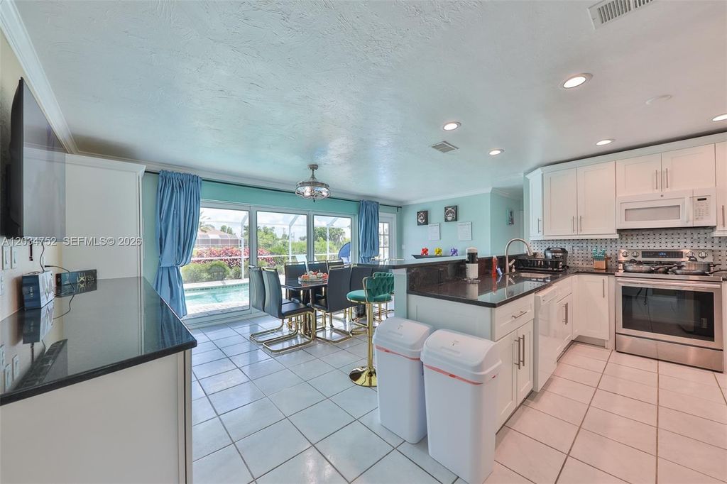 503 SE 17th Street 503, Cape Coral, FL 33990