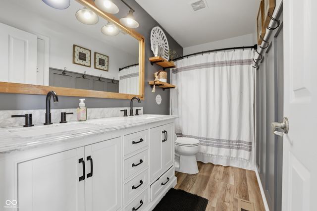 12034 Ashland Drive, Fishers, IN 46037