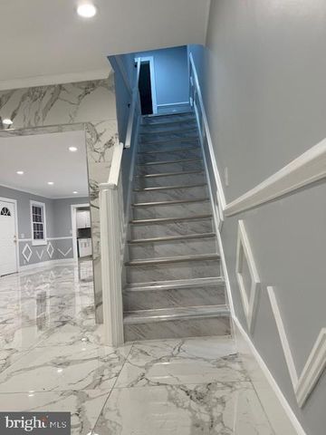 1000 W FRONT ST, Florence, NJ 08518