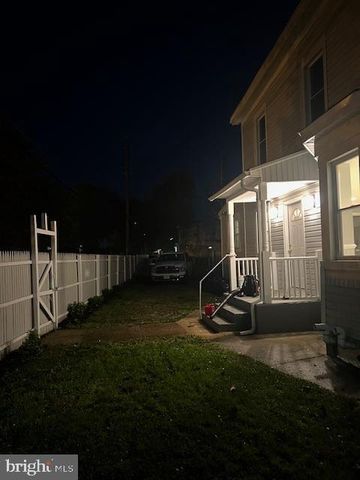 1000 W FRONT ST, Florence, NJ 08518