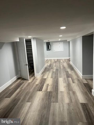 1000 W FRONT ST, Florence, NJ 08518