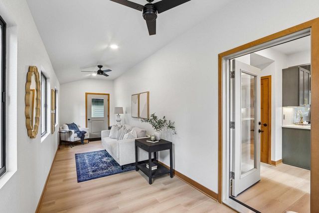 637 1st STREET, Delafield, WI 53018