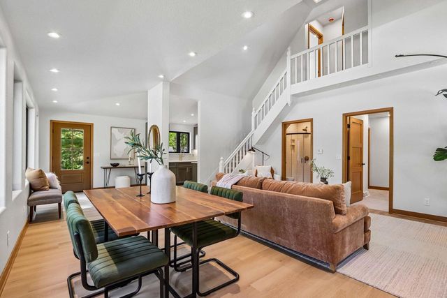 637 1st STREET, Delafield, WI 53018