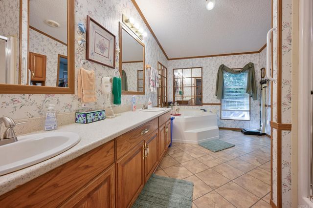 128 Seay Lane, Mena, AR 71953